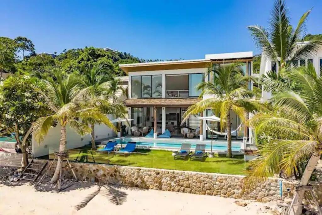 Villa Beachfront - Indublue